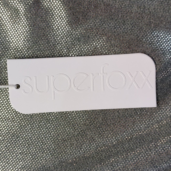 Superfoxx Shimmery Silver Metallic Knotted Front Cocktail Party Dress, Size S - Picture 8 of 9